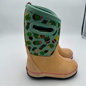 Bogs size 10 cactus succulents pattern toddler